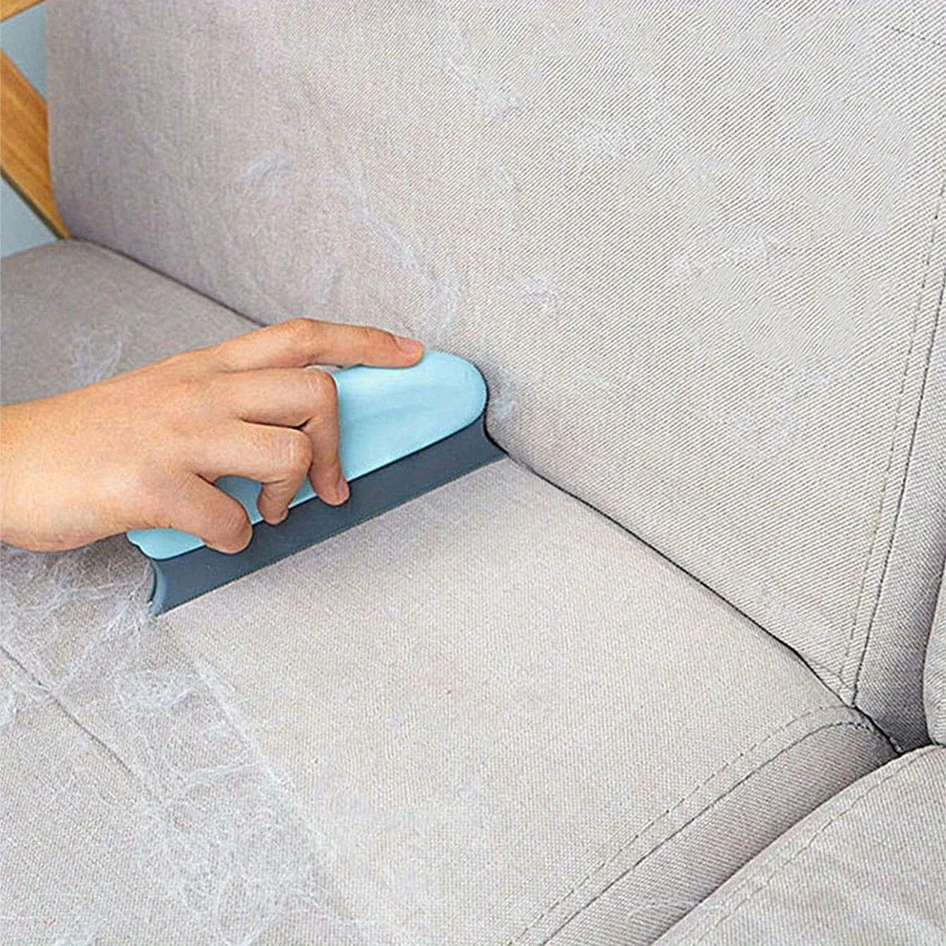 Brosse pour enlever les poils d'animaux