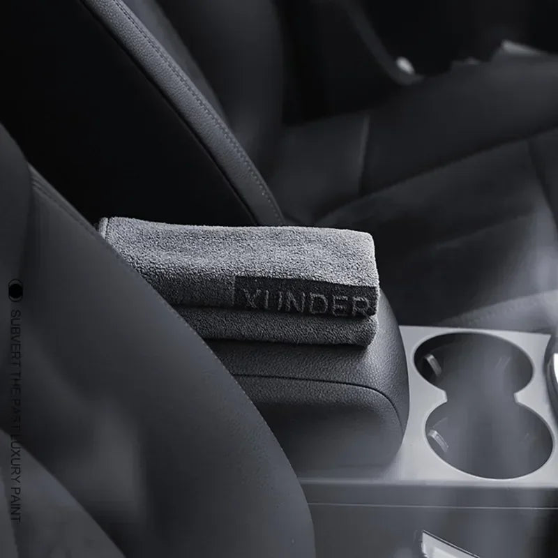High-End Microfiber Car Towels - Premium Hemmed Detailing Cloths