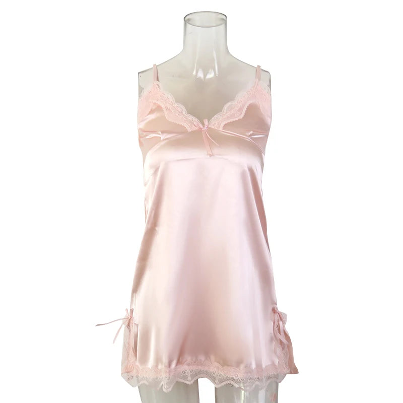 Women's Lace V-Neck Nightdress - Sleeveless Sleepwear