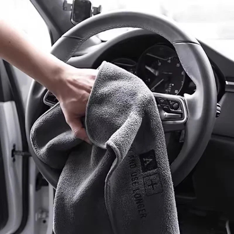High-End Microfiber Car Towels - Premium Hemmed Detailing Cloths
