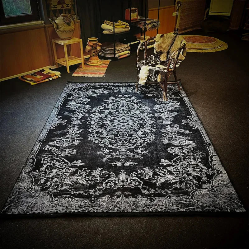 Tapis gothique noir vintage - Tapis Kilim turc