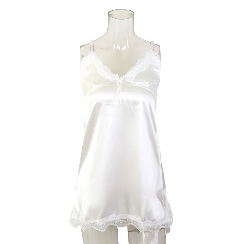 Women's Lace V-Neck Nightdress - Sleeveless Sleepwear