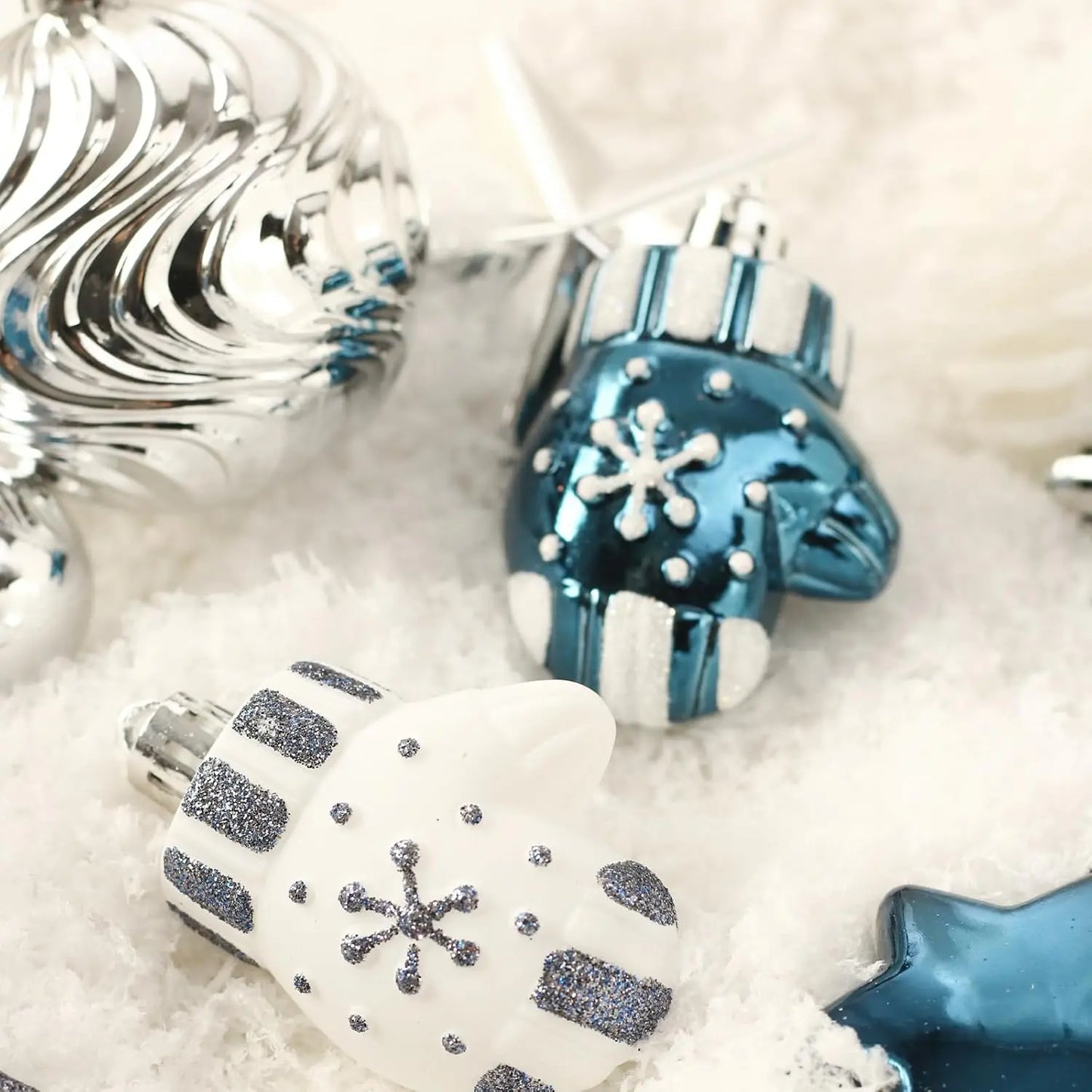 Christmas Ball Ornaments Set - Shatterproof Tree Decorations with Tree Topper