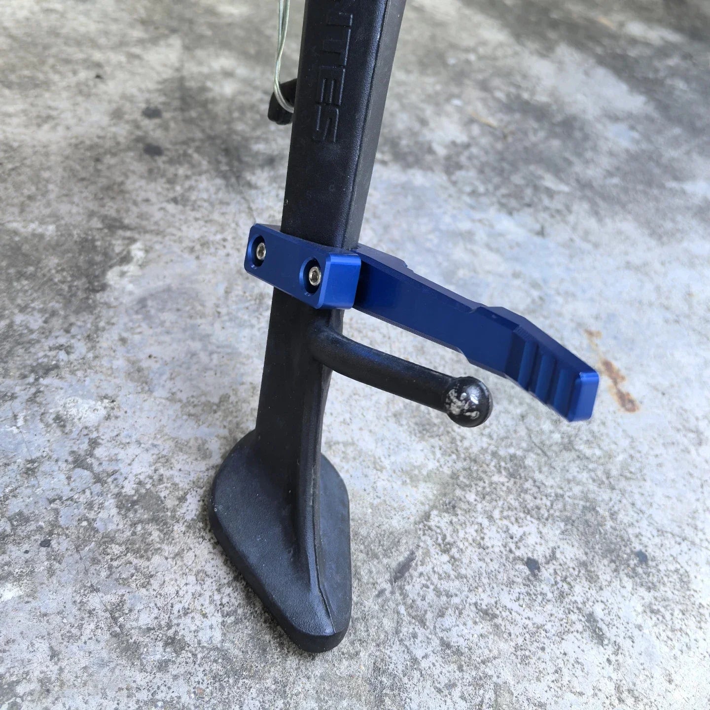Motorcycle Kickstand Extension Pad - Enlarged Side Stand Pedal