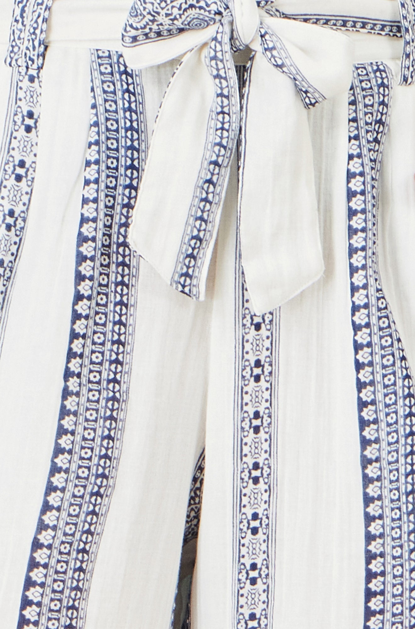 White Linen Mix Cropped Trousers With Tie Belt