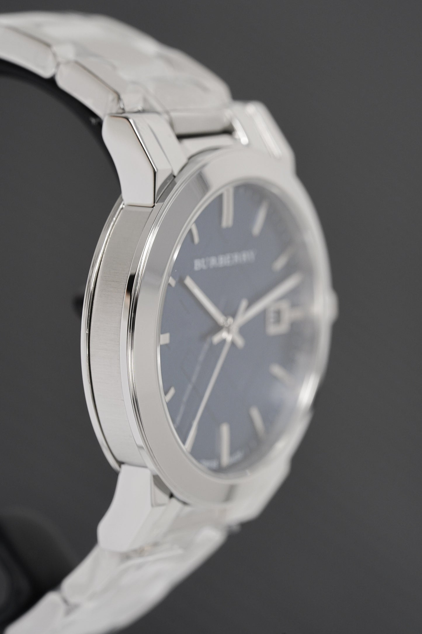 Burberry BU9031 Men's The City 38mm Steel Blue Watch