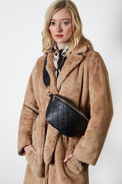 Dekar Cross Body Bag - Black