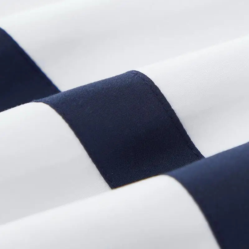 Parure de lit de luxe avec couette à motifs géométriques