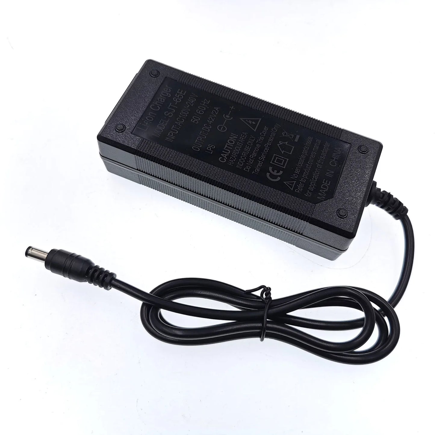 Chargeur de batterie 36 V 2 A - Efficace et fiable