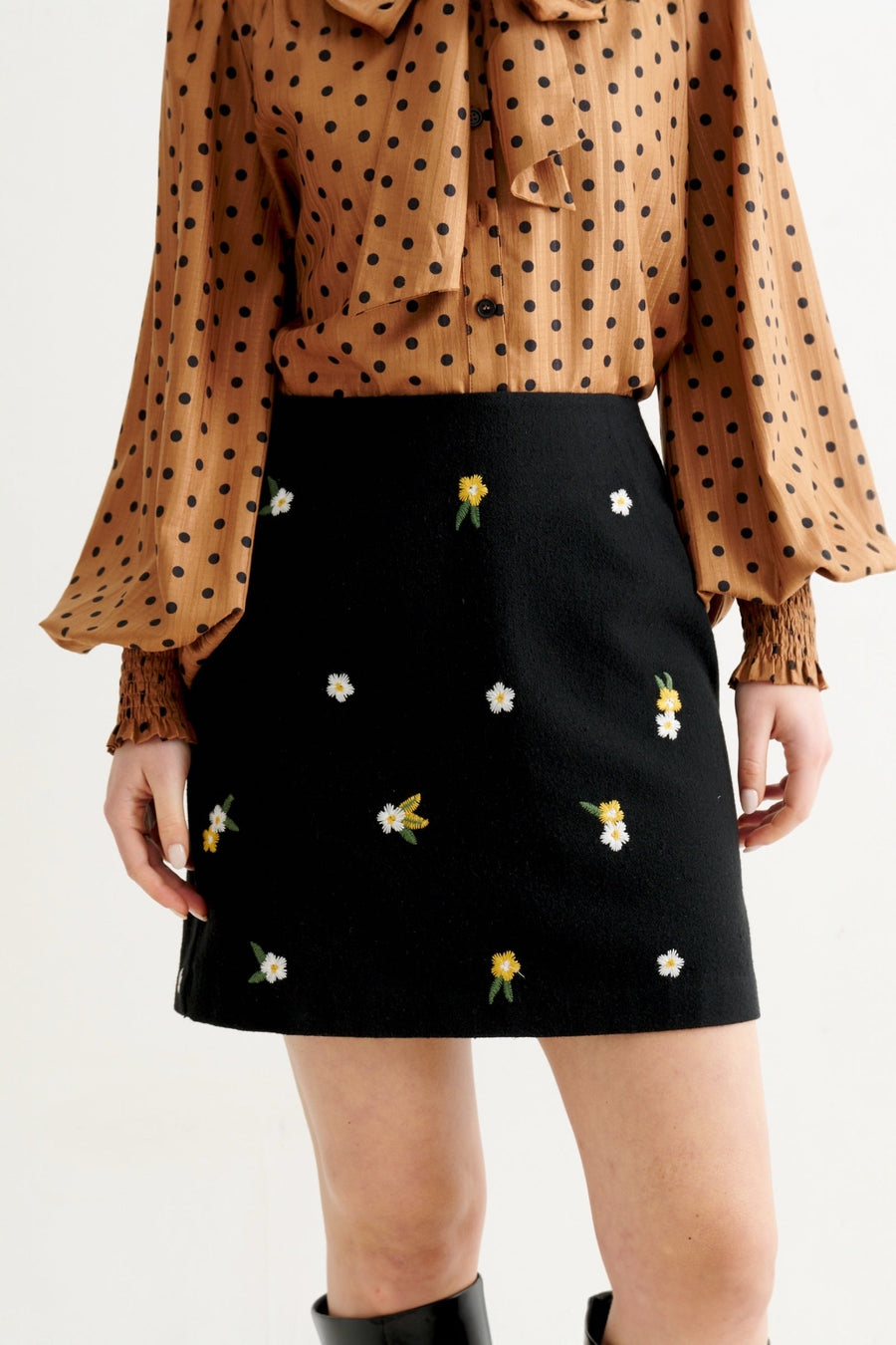 Aubin Daisy Embroidered Tweed A-Line Skirt - Black