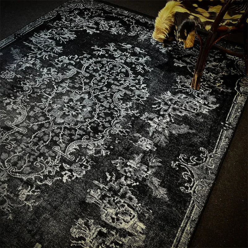 Tapis gothique noir vintage - Tapis Kilim turc