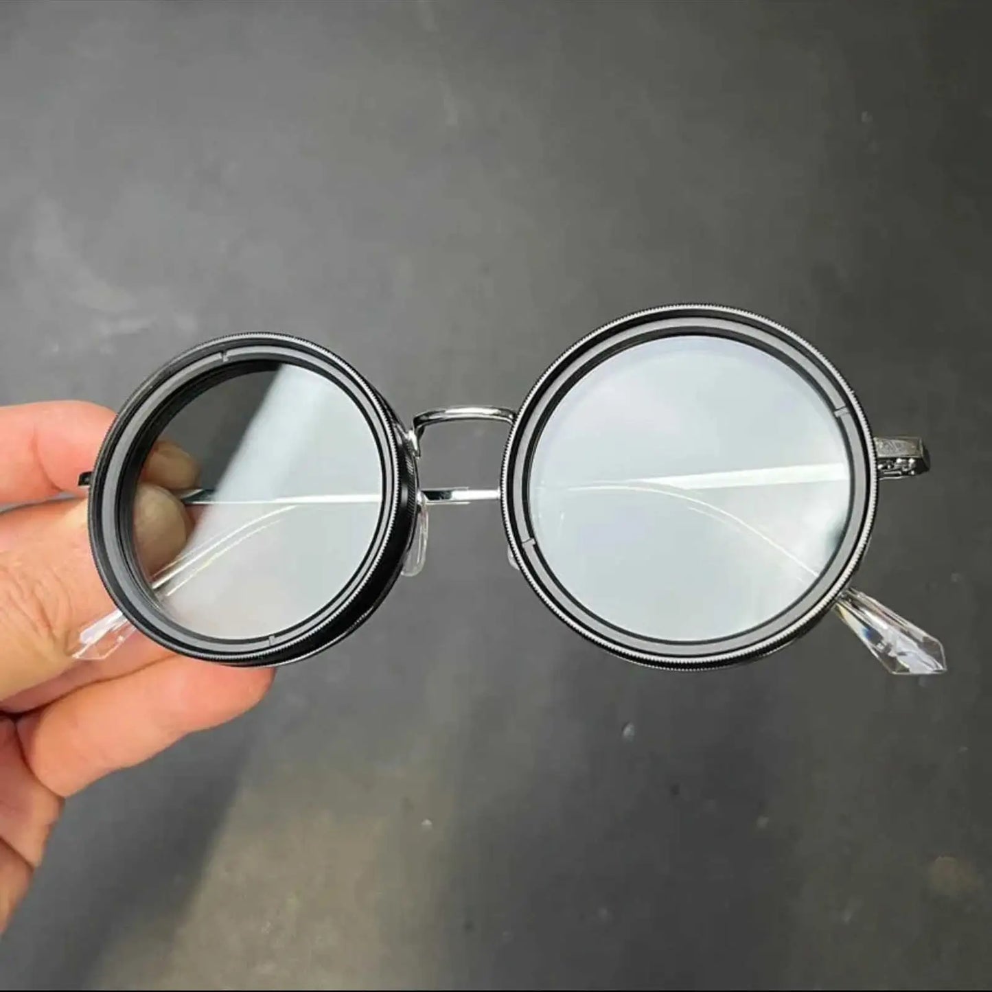 Adjustable Tint Sunglasses - 9 Level Smart Eyewear