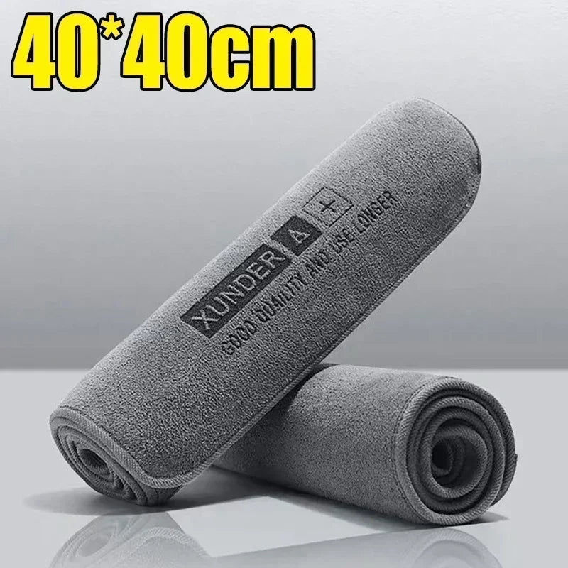 High-End Microfiber Car Towels - Premium Hemmed Detailing Cloths