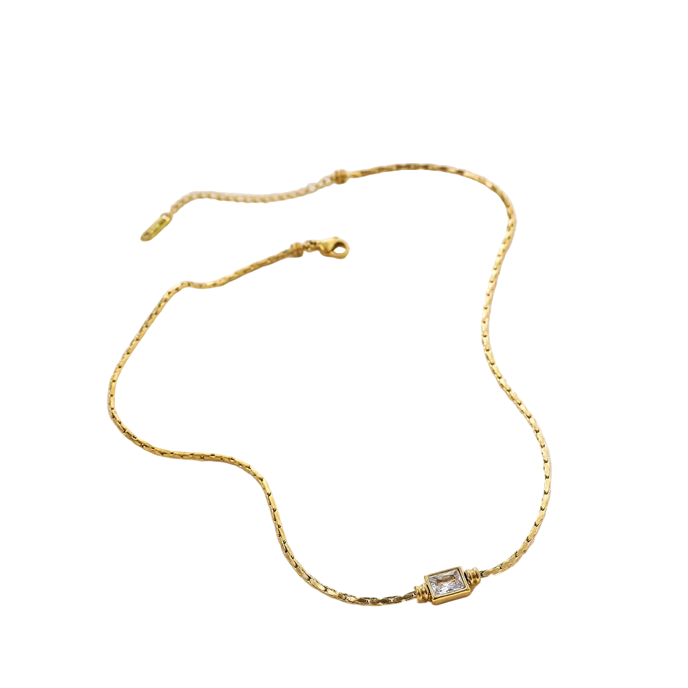 Savaé Design 18K Gold Square Zircon Pendant Necklace