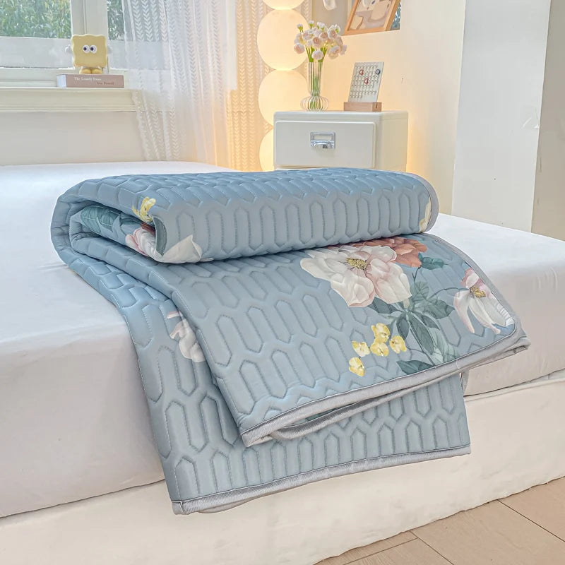 Tapis rafraîchissant d'été pour lit - Imprimé floral bleu