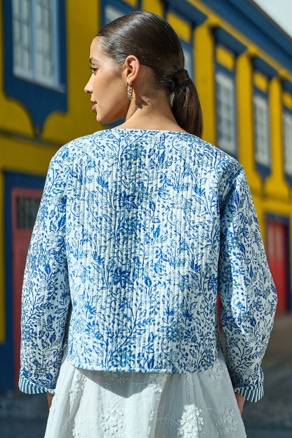 Blue Boho Floral Print Cropped Reversible Cotton Quilted Jacket