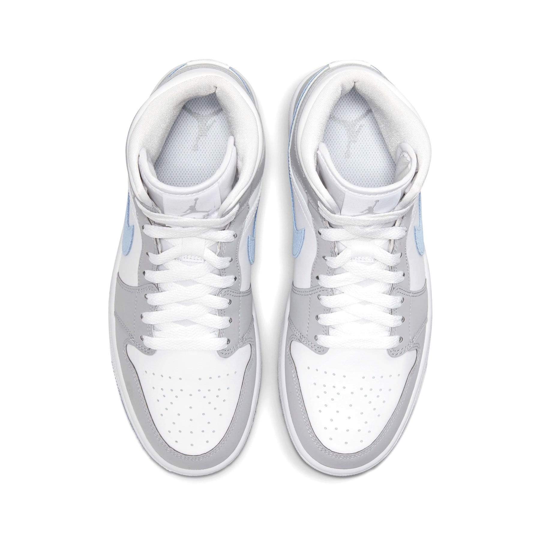 Air Jordan 1 Mid Wmns 'White Wolf Grey' - Bascora