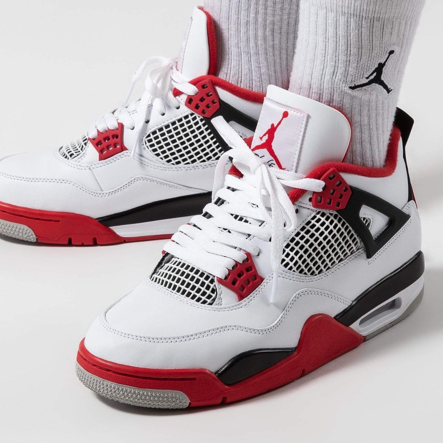 Air Jordan 4 Retro OG 'Fire Red' 2020 - Bascora