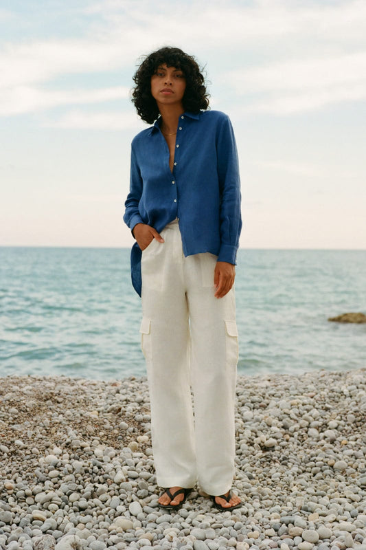 The Gina Oversized Shirt in Klein blue