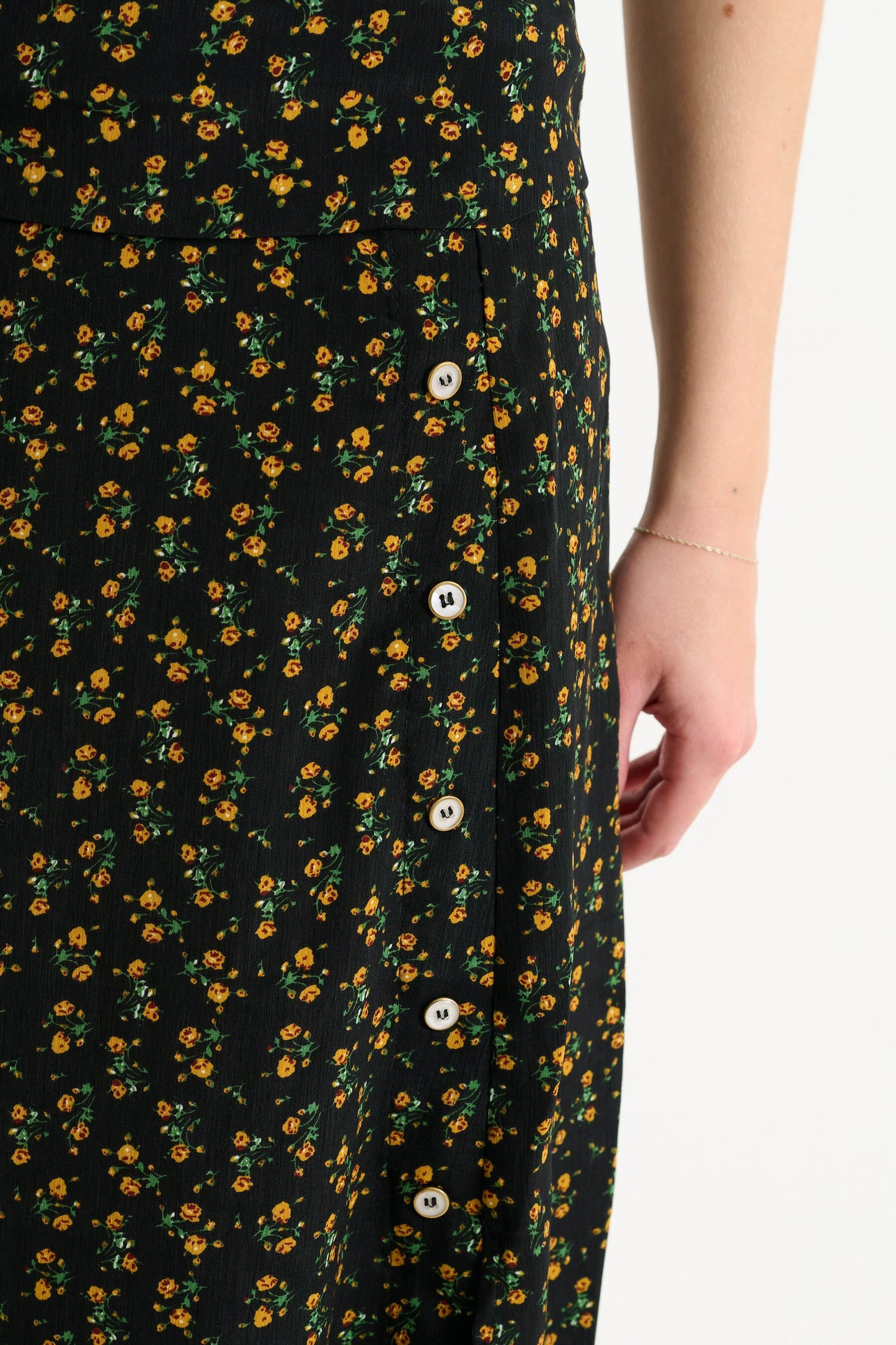 Barney Floral 13 Printed Midi Skirt - Bascora