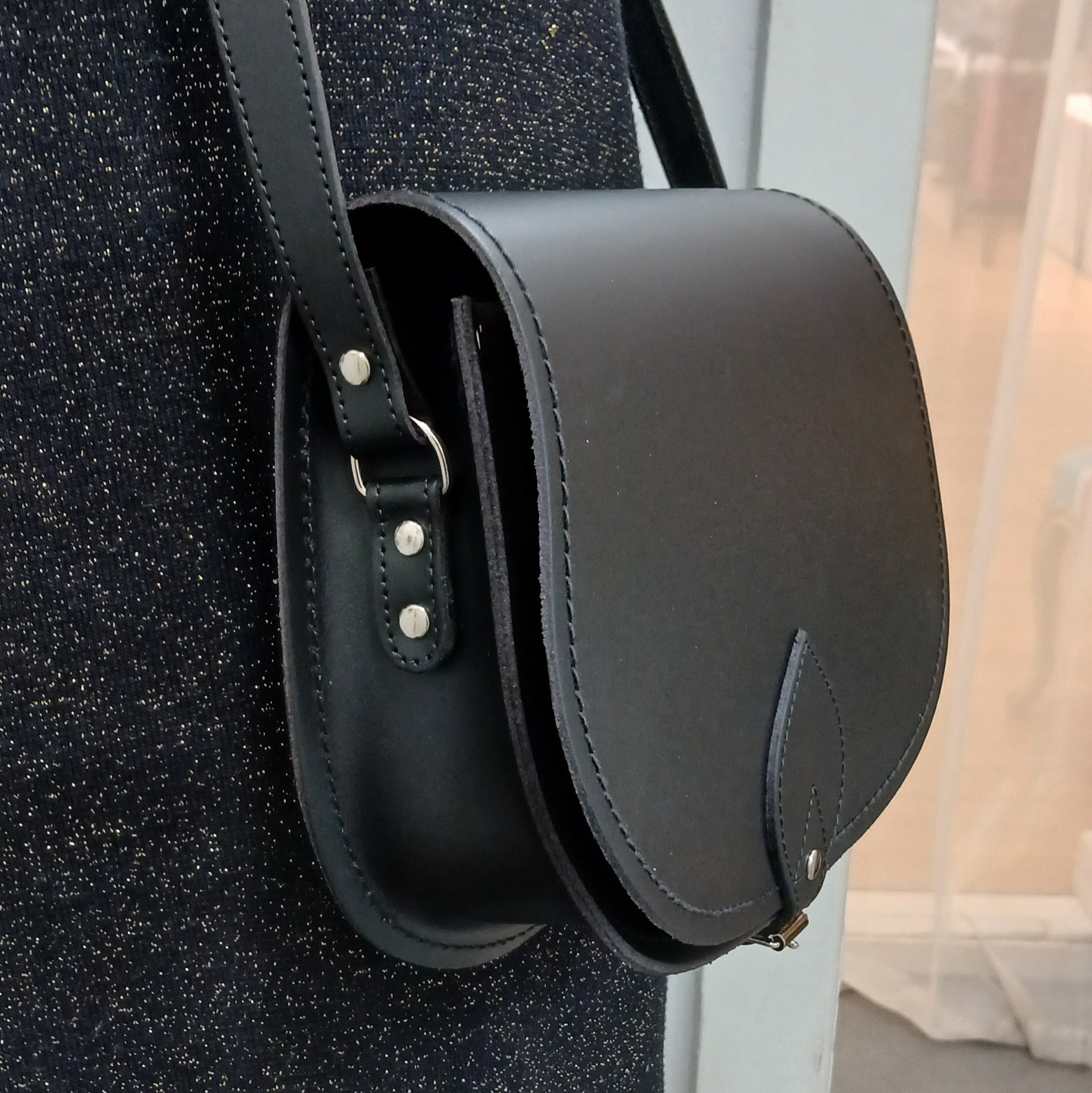 Handmade Leather Saddle Bag - Black - Bascora