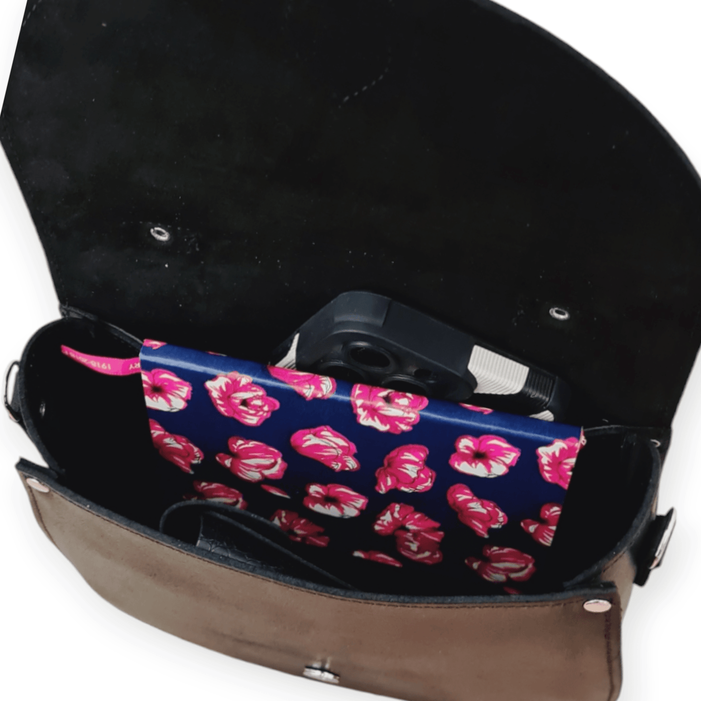 Handmade Tannery Leather Saddle Bag - Black - Bascora