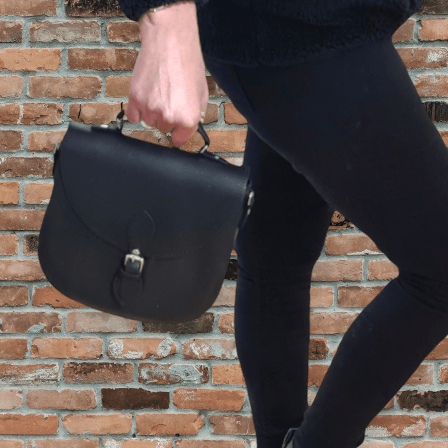 Handmade Tannery Leather Saddle Bag - Black - Bascora