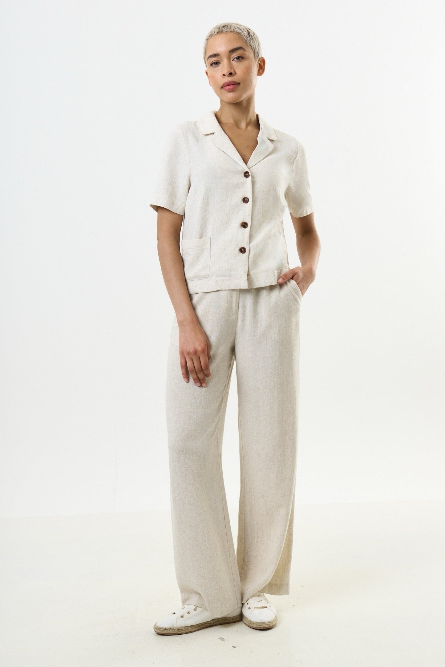 Kit Linen Mix 2 Pocket Short Sleeve Resort Shirt - Natural - Bascora