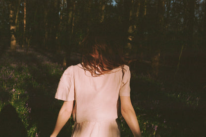 Má + Lin Frances Cropped Linen Blouse in Primrose