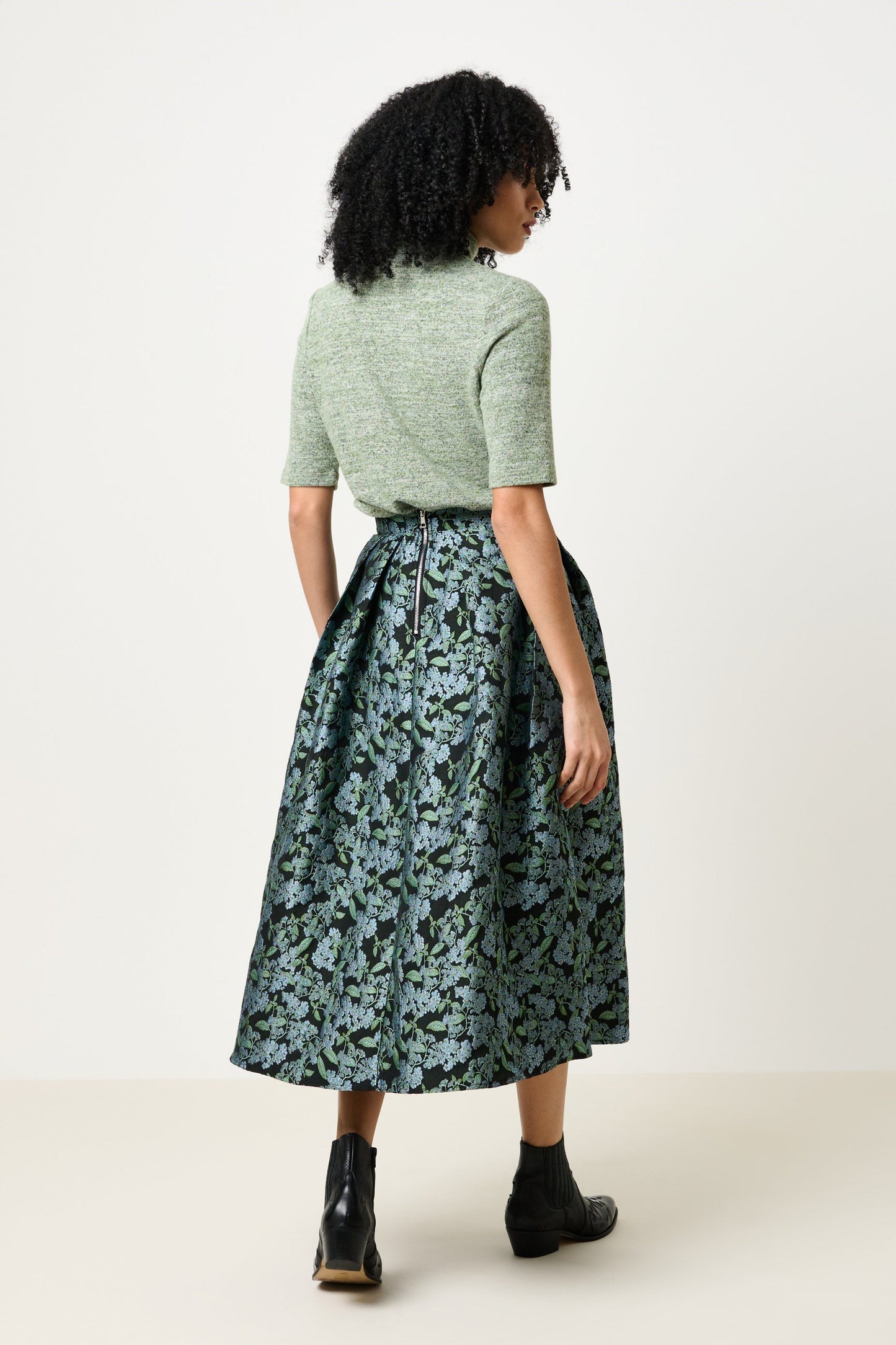 Pasadena Blossom Jacquard Midi Skirt - Black - Bascora