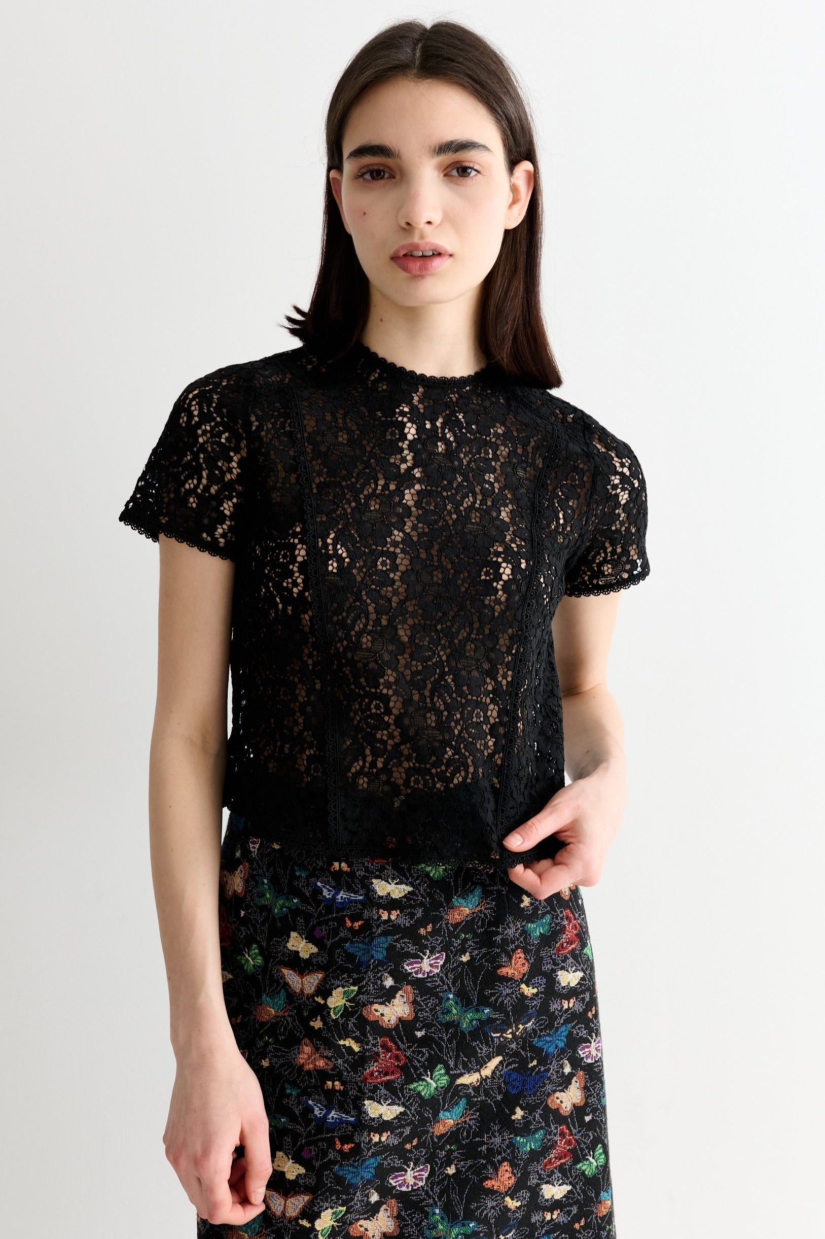Rufaro Lace Trim Short Sleeve Blouse - Black - Bascora