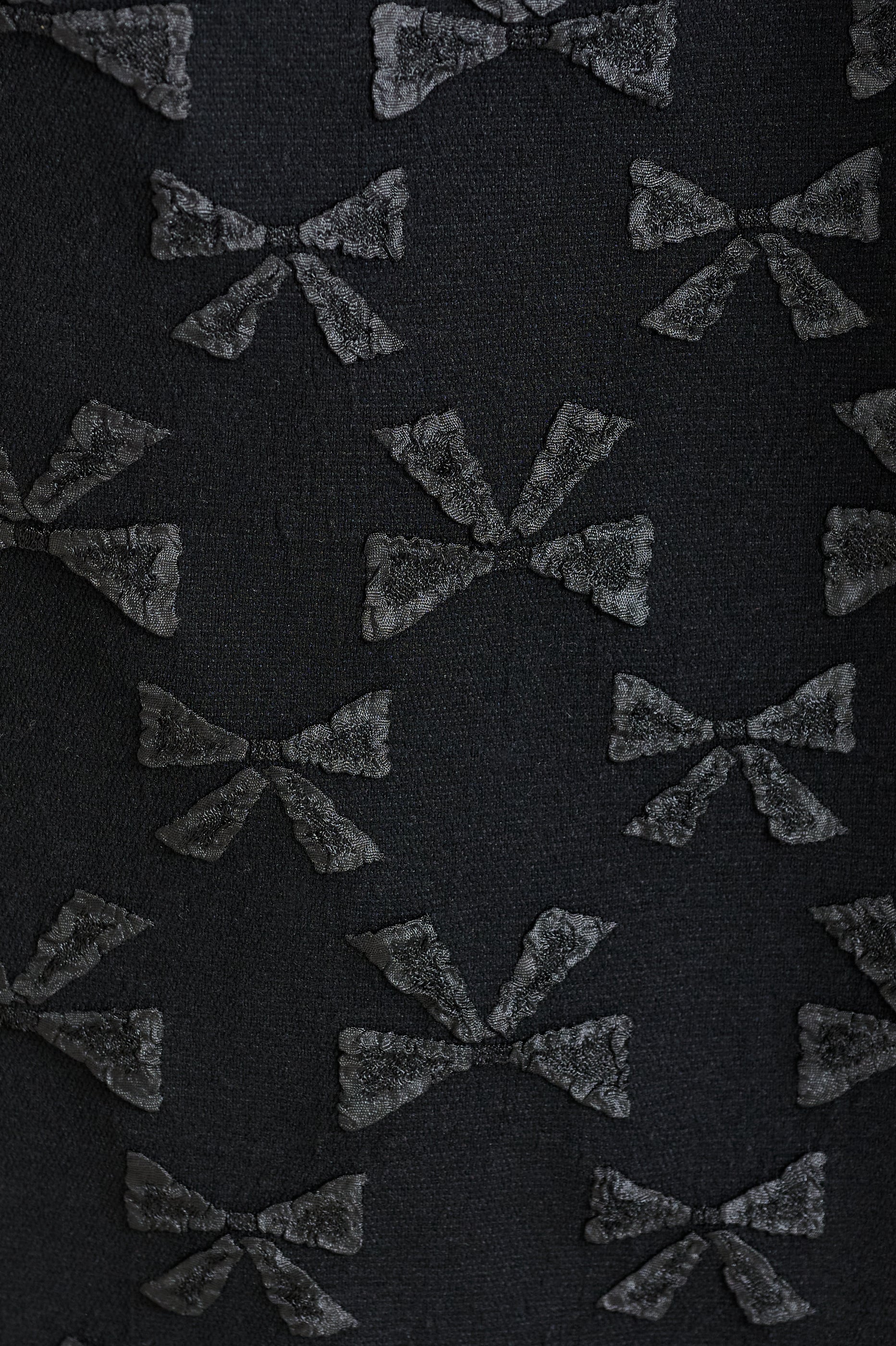 Sutton Black Bow Jacquard Barrel Trousers - Bascora