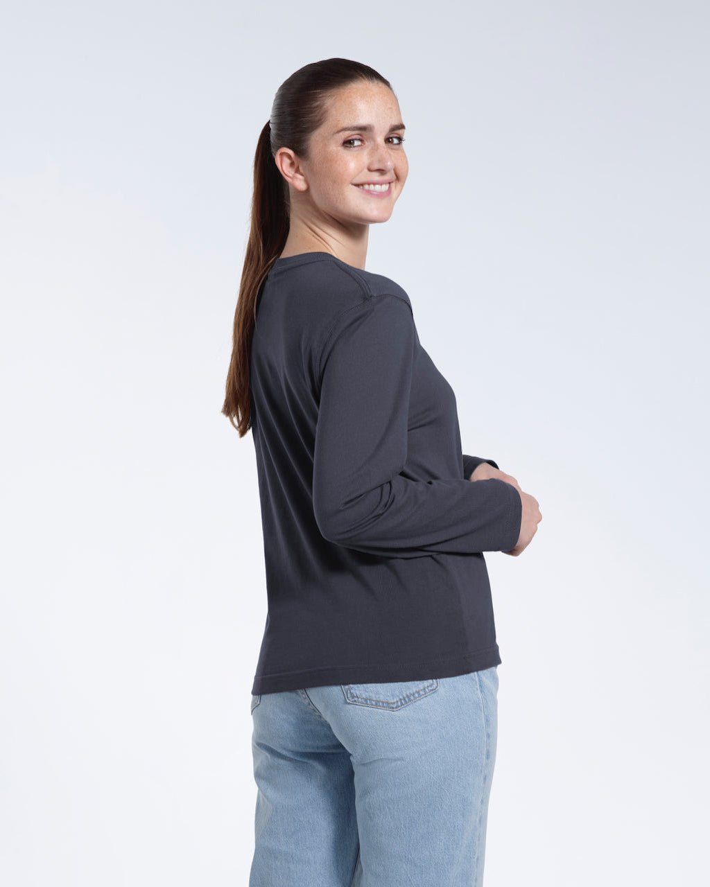 The Long Sleeve Tee – Organic Cotton - Bascora