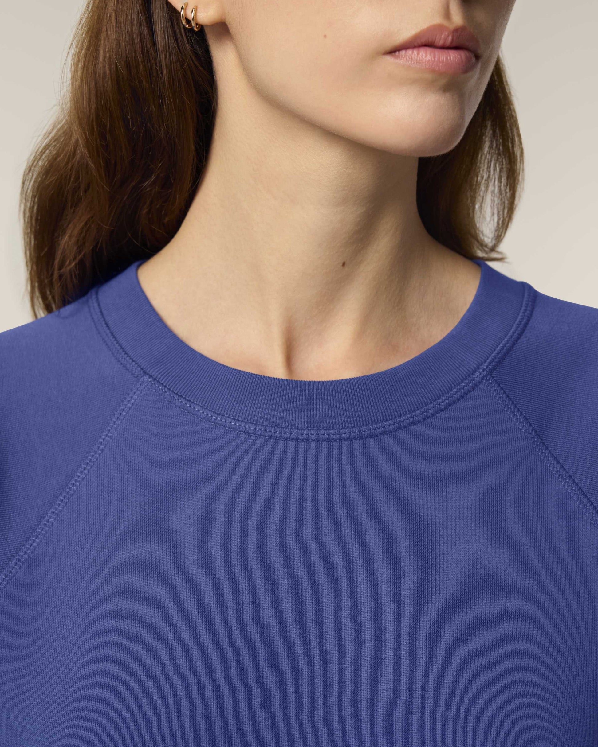 The Raglan Sweatshirt – Women's Organic Cotton - Bascora