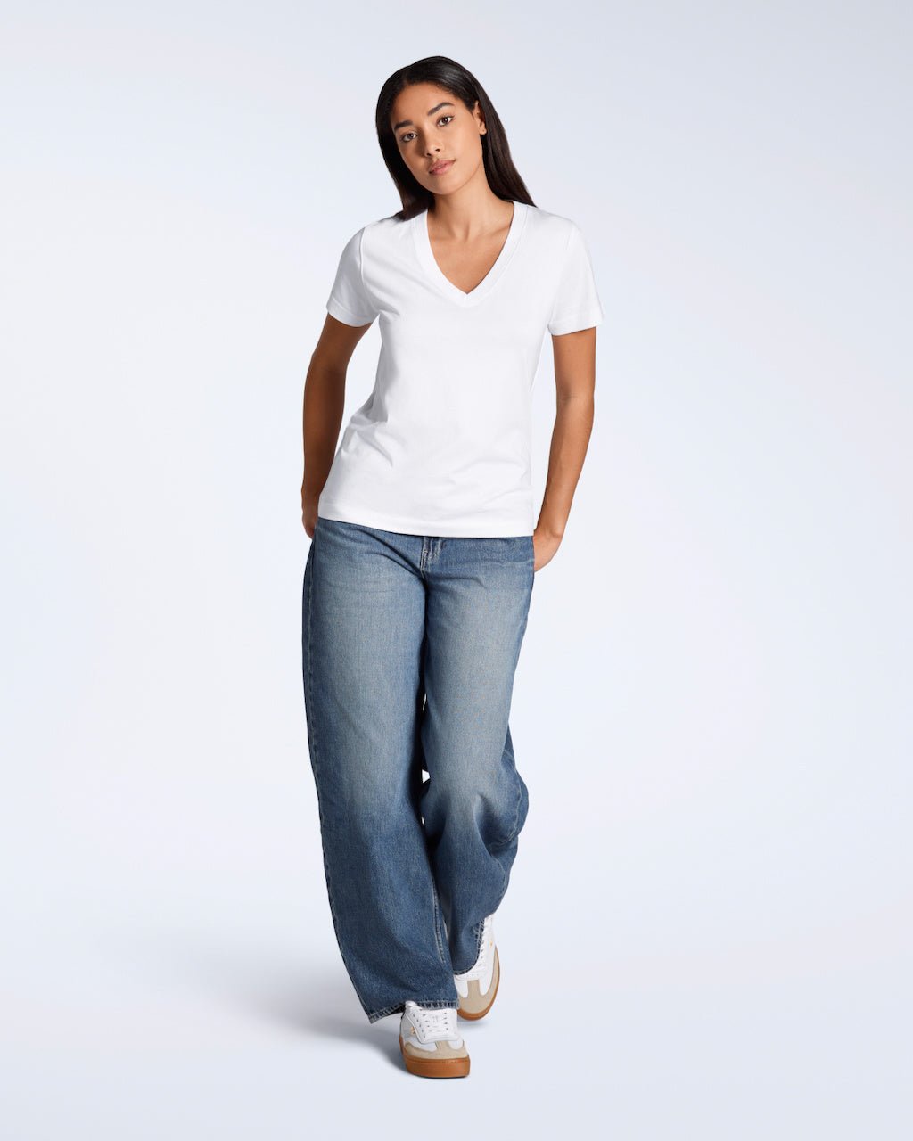 The V-Neck Tee – Organic Cotton - Bascora