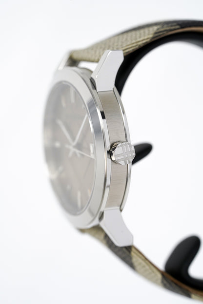 Burberry BU9023 Unisex The City Nova 38mm Watch