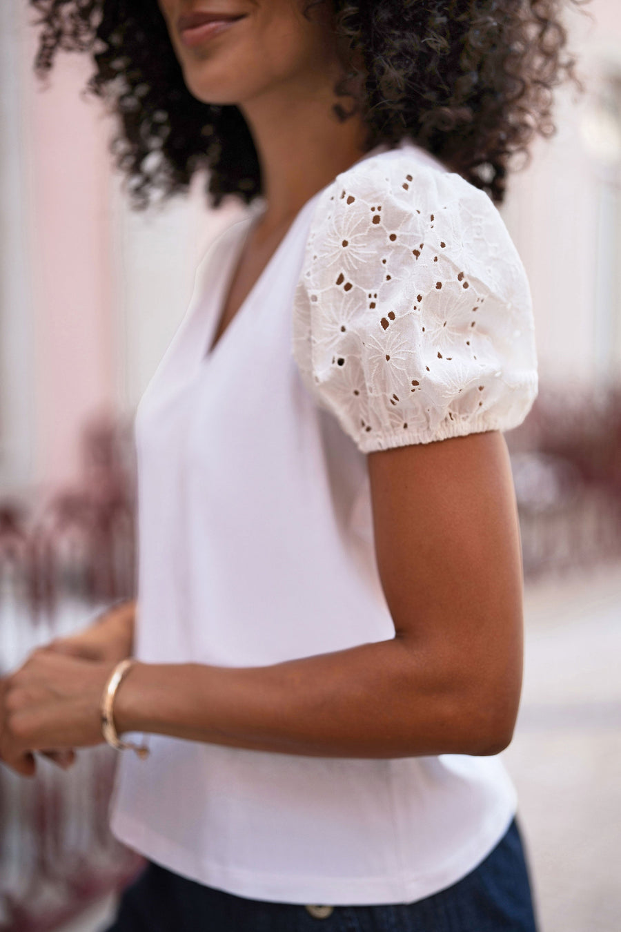 White Cotton Jersey T-Shirt With Lace Sleeves - Bascora