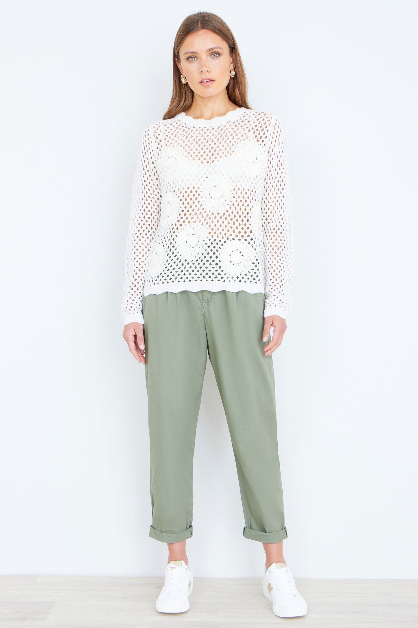 White Flower Crochet Jumper - Bascora