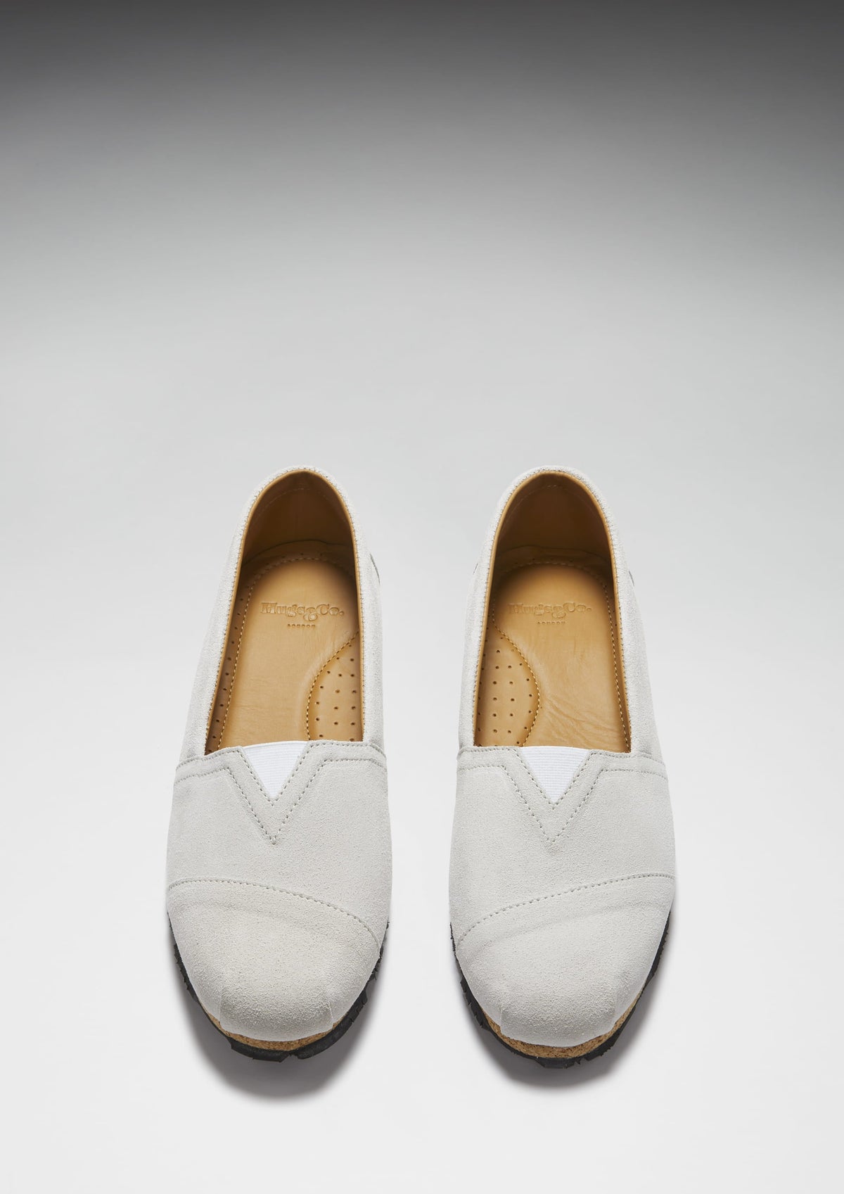 Hugs & Co. Women's White Suede Chukka Espadrilles